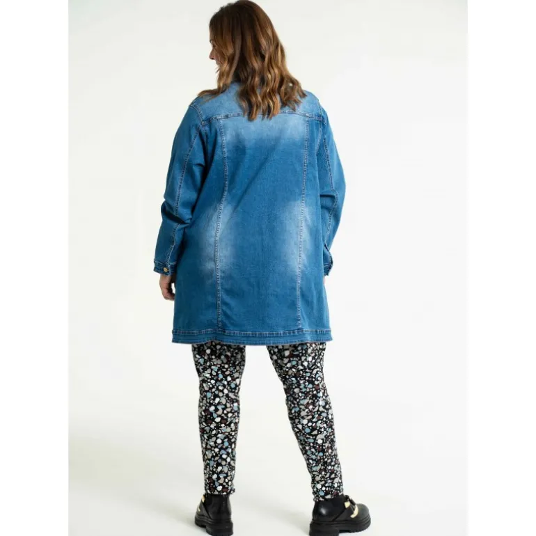 Gozzip Amela Long Denim Jacket - Denim jakke G234039 Light Blue Denim fra Gozzip