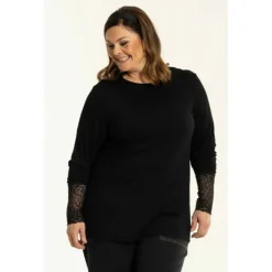 Gozzip GEmira Long T-shirt with lace - Sort T-shirt G236003 Black fra Gozzip