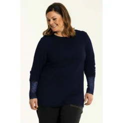 Gozzip GEmira Long T-shirt with lace - Blå T-shirt G236003 Navy fra Gozzip