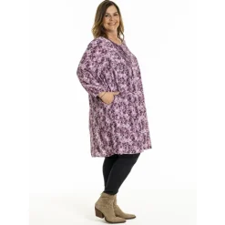 Gozzip GJohanne Shirt Tunic - Lilla printet tunika G251004 Orhid fra Gozzip