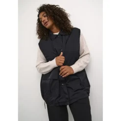 Kaffe Curve KCmila Waistcoat - Sort vest 10582193 Black Deep fra Kaffe Curve