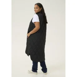 Kaffe Curve KCnorena Quiltet Waistcoat - Sort quiltet vest 10582918 Black Deep fra Kaffe Curve