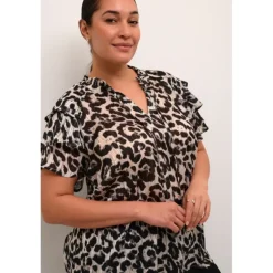 Kaffe Curve KCsaphia Blouse - Sort/hvid leopard printet chiffon bluse 10582700 Black/White Leopard fra Kaffe Curve