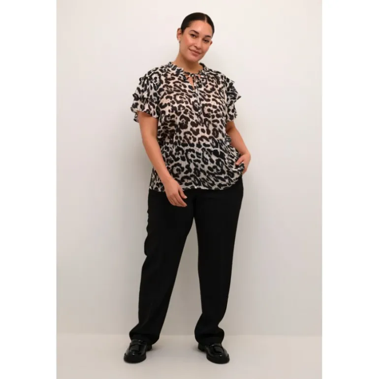 Kaffe Curve KCsaphia Blouse - Sort/hvid leopard printet chiffon bluse 10582700 Black/White Leopard fra Kaffe Curve