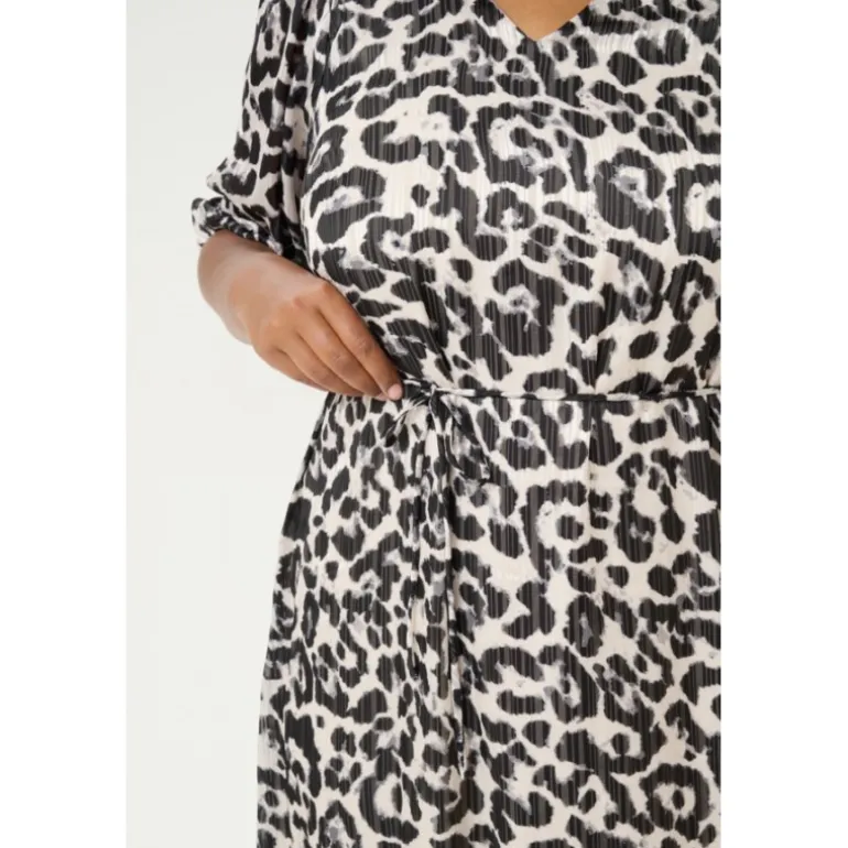 Kaffe Curve KCsaphia Dress - Sort/hvid leopard printet kjole 10582872 Black/White Leopard fra Kaffe Curve