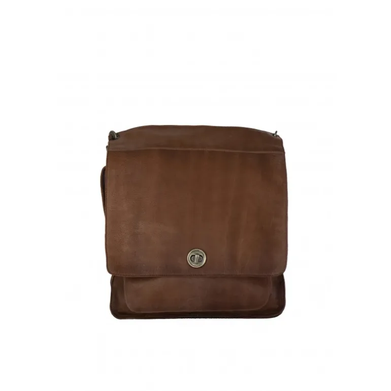 RE:Designed 4901 Lenvik Urban - Valnød farvet skindtaske 4901 Walnut fra RE:DESIGNED