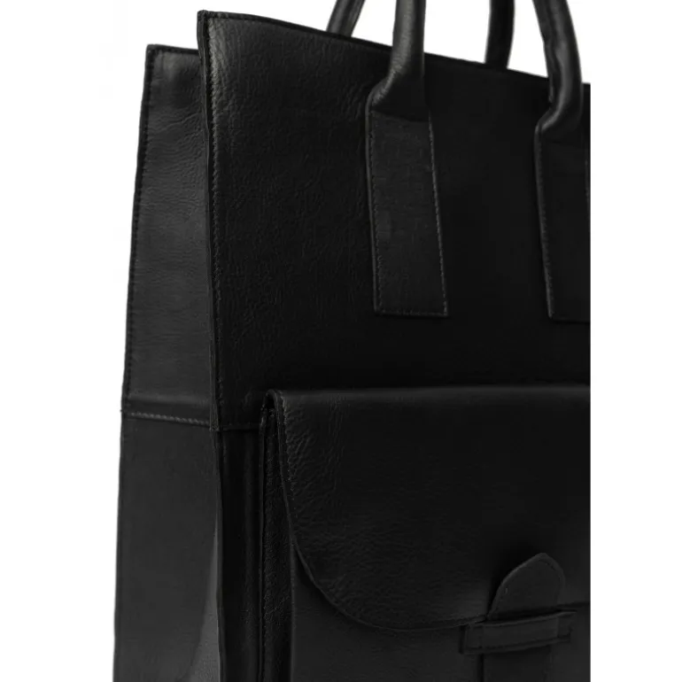 RE:DESIGNED Felicia - Sort skindtaske 6132 Black fra RE:DESIGNED