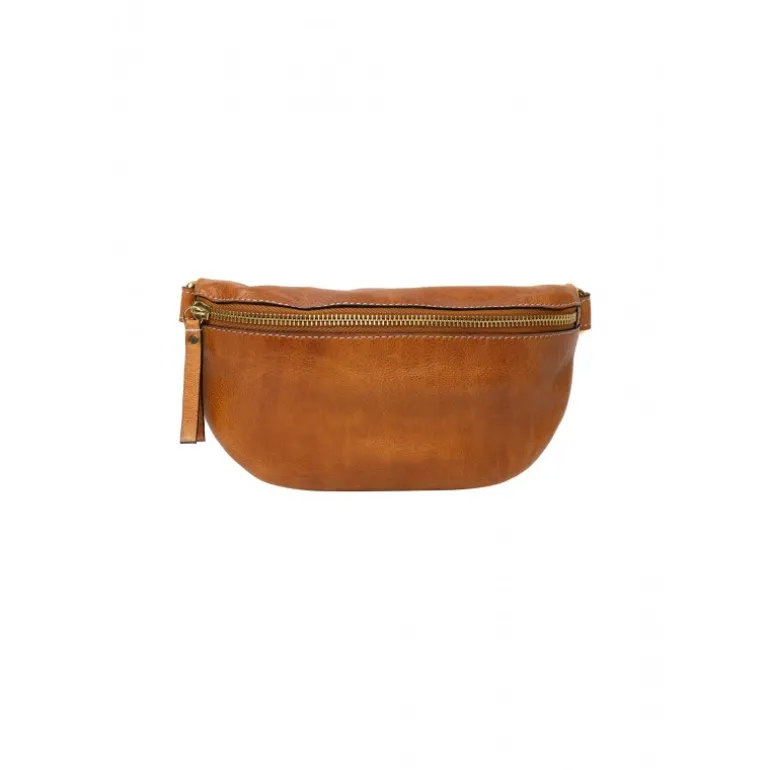 RE:DESIGNED Gitty - Cognac farvet mini bumbag 6239 Burned Tan fra RE:DESIGNED