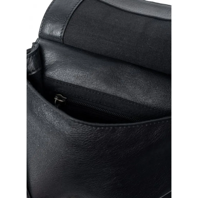 RE:DESIGNED Jeane Big - Sort crossover med spænde 6459 Black fra RE:DESIGNED