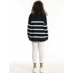 Sandgaard Helsinki oversize blouse - Marineblå stribet bluse SG143 Striped Navy/White fra SANDGAARD