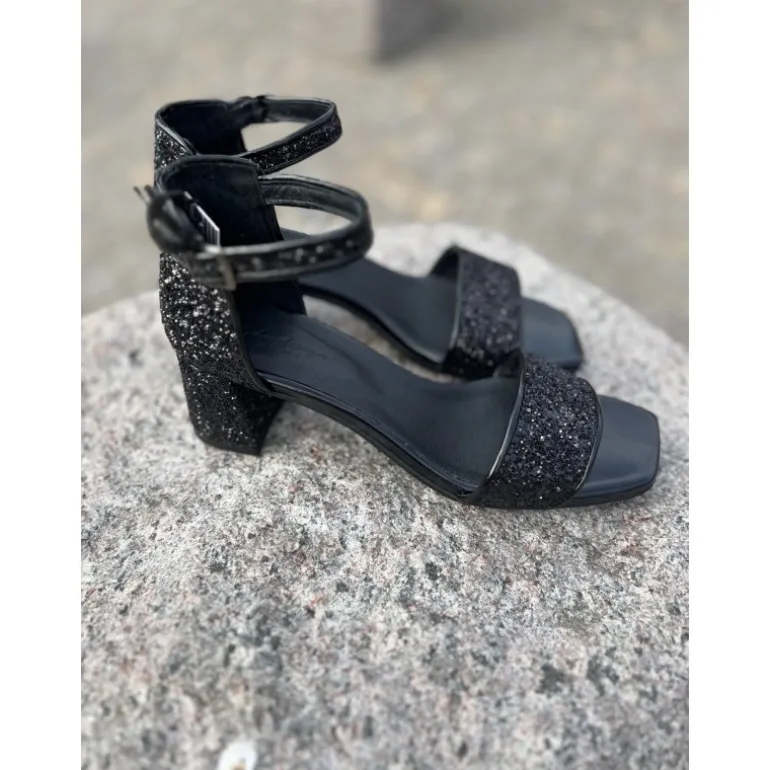 Shoedesign Copenhagen ALICE G Black - Sort sandel med glimmer S232-4108-1001-01 fra Shoedesign Copenhagen