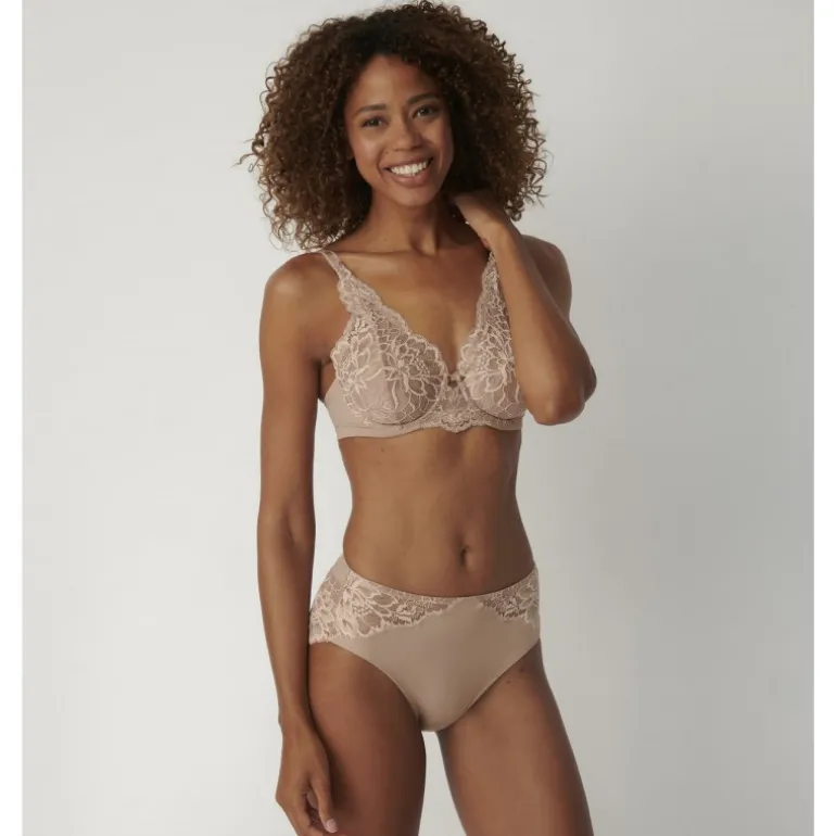 Triumph Amourette Charm Pure W - BH 10209571 Mocca fra Triumph
