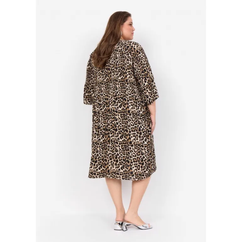 Wasabi WA-VANJA 2 - Leo printet kjole W10442 8404C Desert Brown Combi fra Wasabiconcept