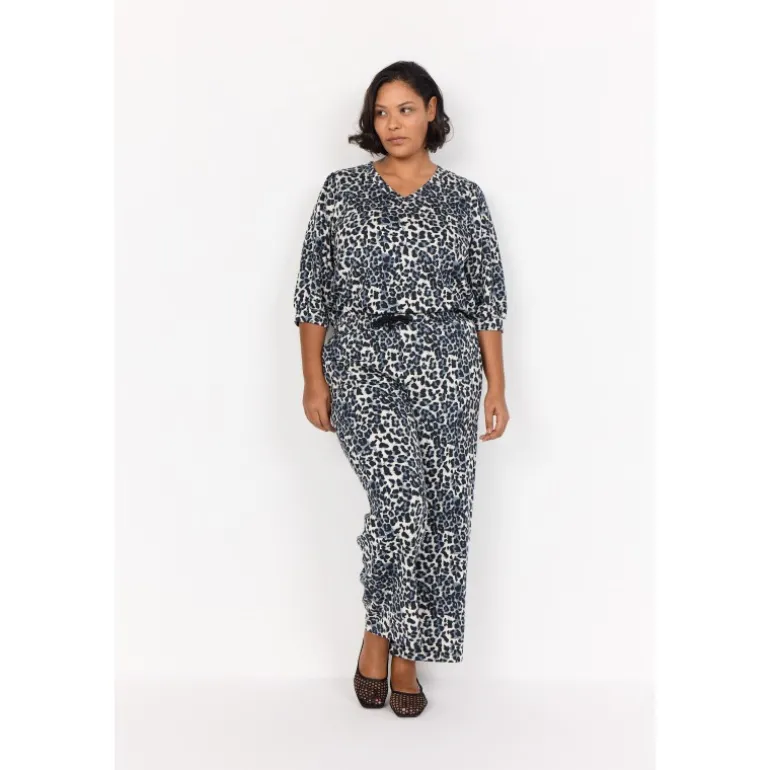 Wasabi WA-VEA 3 - Leopard printet buks W20313 Black Combi fra Wasabiconcept