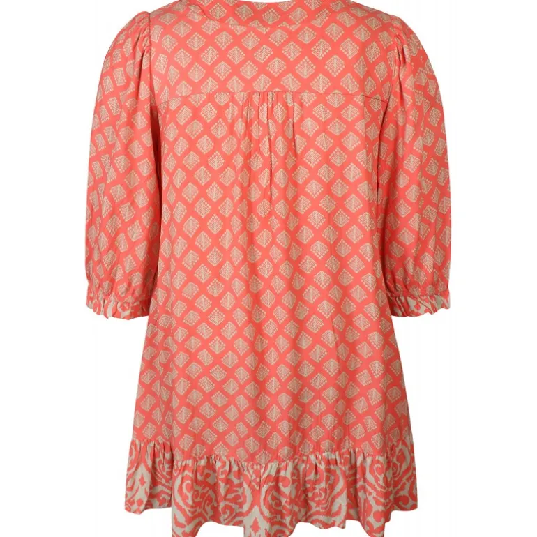 Zhenzi Ghia 751-Tunic 3/4 - Koral printet tunika 200751 Coral poppy fra Zhenzi